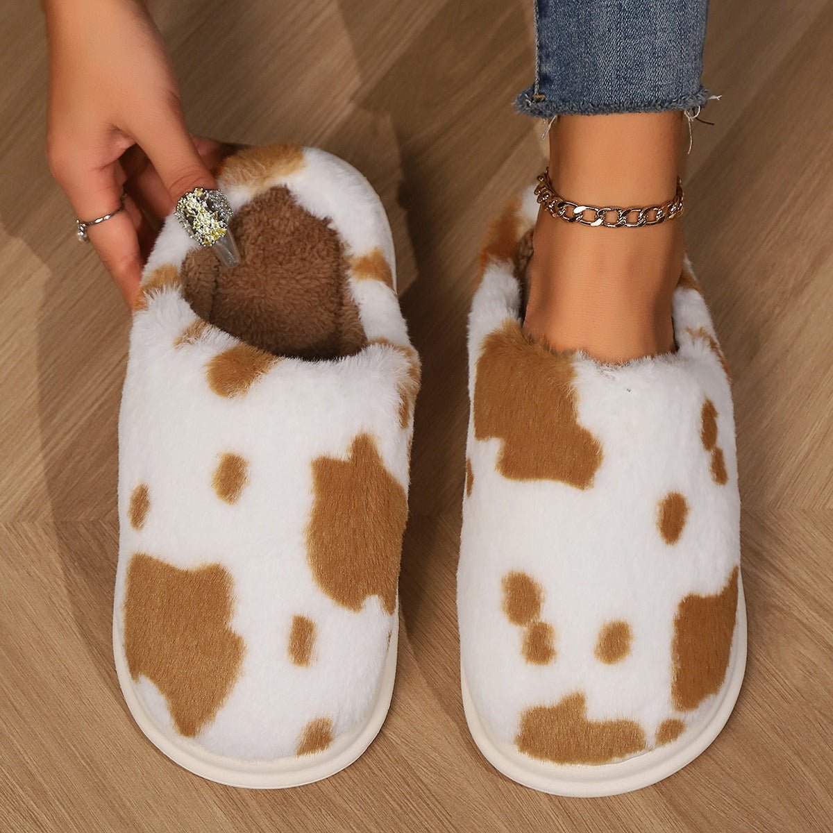 Cute Cow Spotted Plush Slippers Winter Warm Non - slip Bedroom Floor Fuzzy Slipper Couple Women House Shoes - Free Spirit Chic