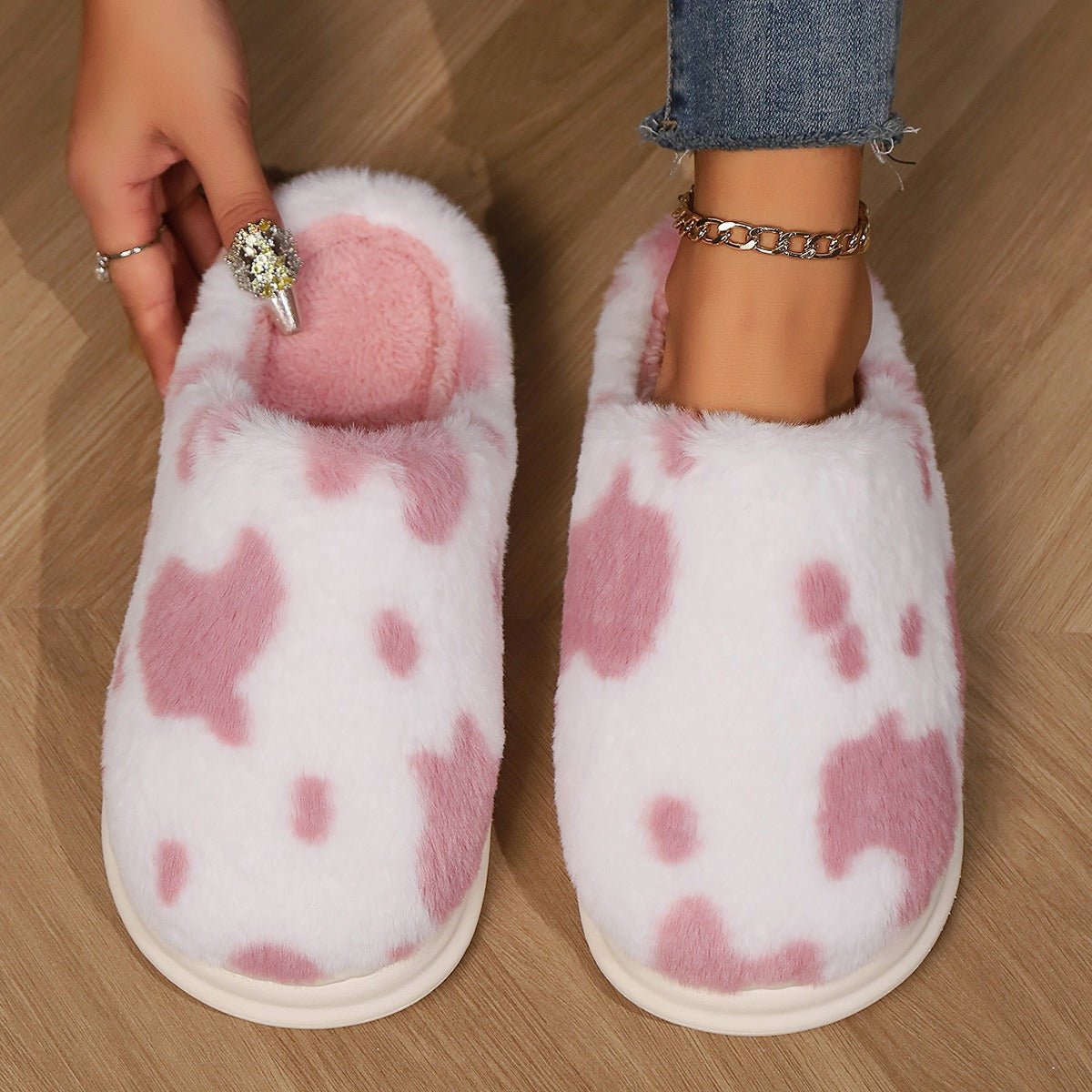 Cute Cow Spotted Plush Slippers Winter Warm Non - slip Bedroom Floor Fuzzy Slipper Couple Women House Shoes - Free Spirit Chic